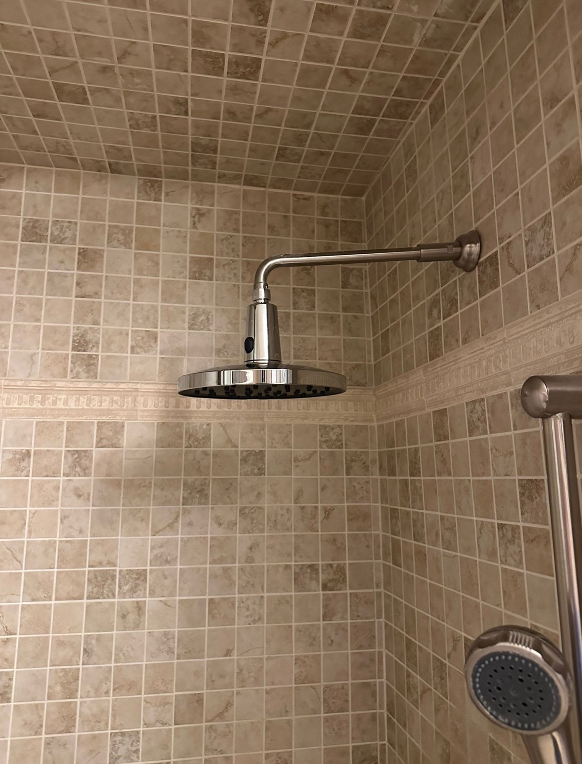 Shower installation